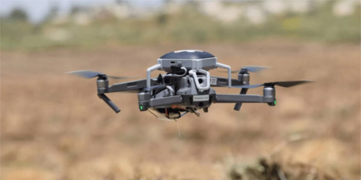 Dji notizia commenta aereo collisione drone droni suggerisce varianti normative